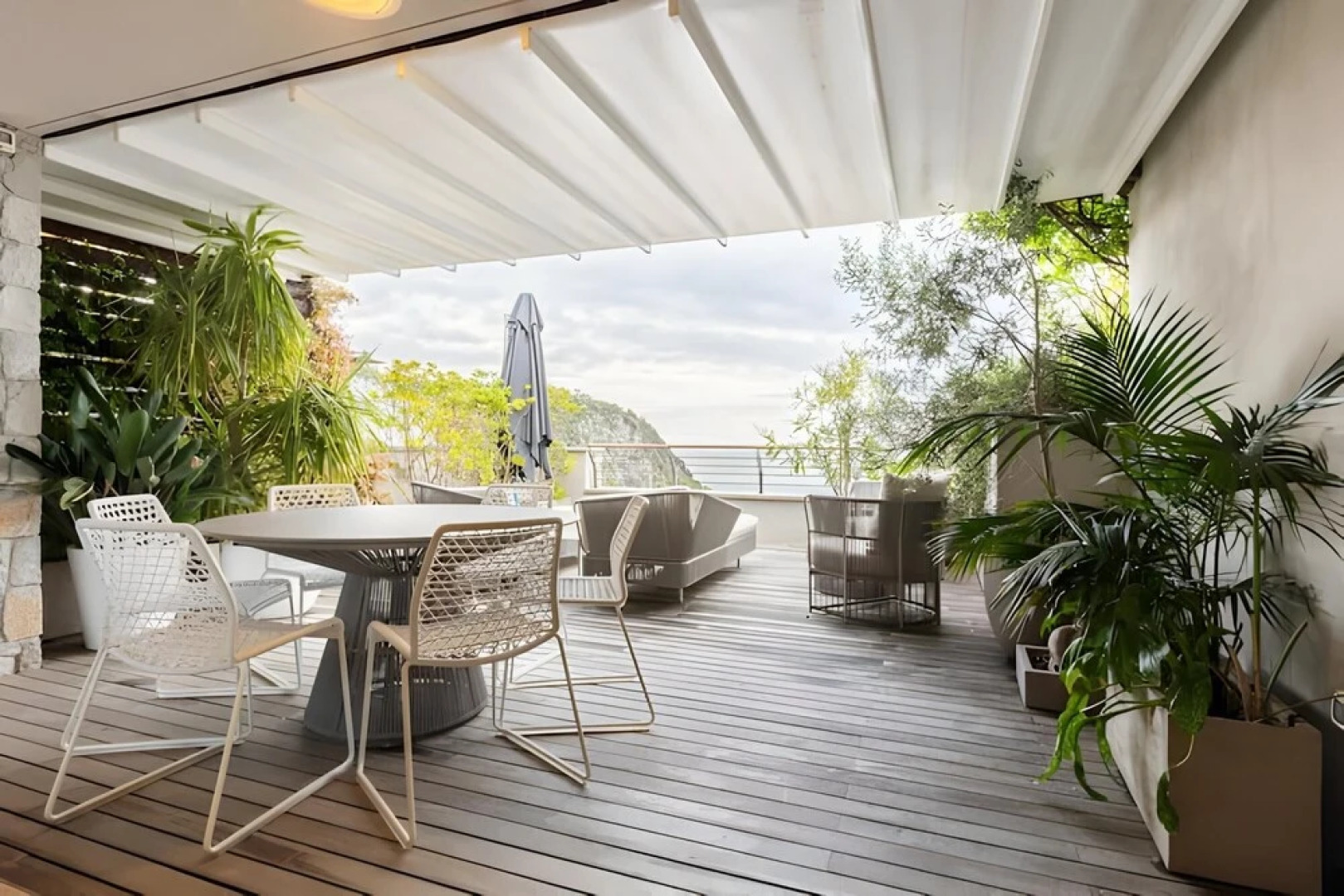 Sea-view Penthouse Spa in Portopiccolo