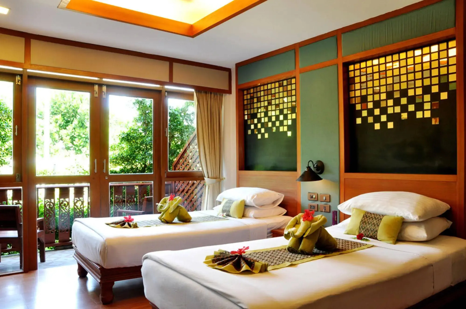 P. P. Erawan Palms Resort