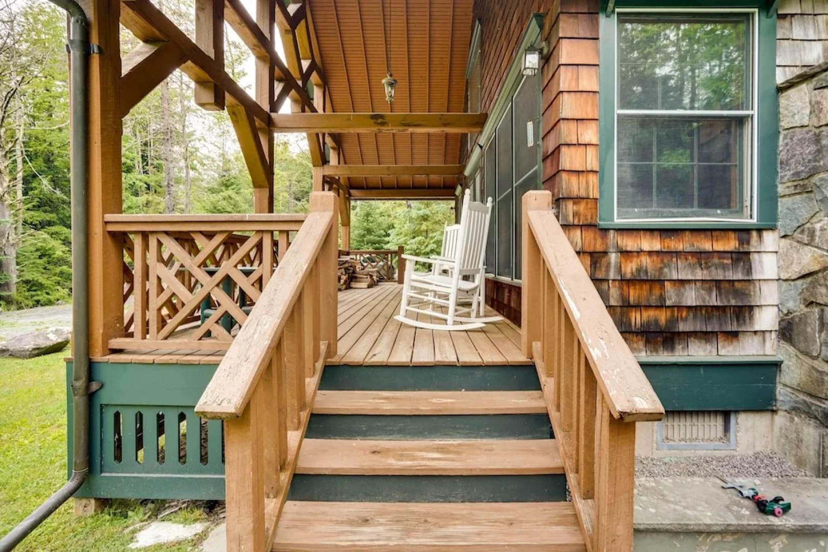 Secluded Elka Park Cabin: Hot Tub & Fire Pit!