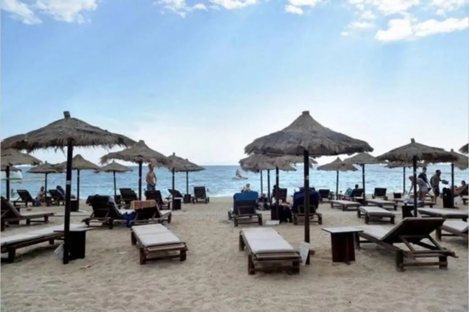 Two Bedroom Apartment Near Alimos Marina !