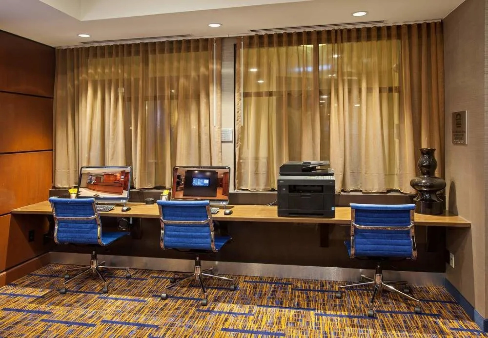 Courtyard Louisville Northeast