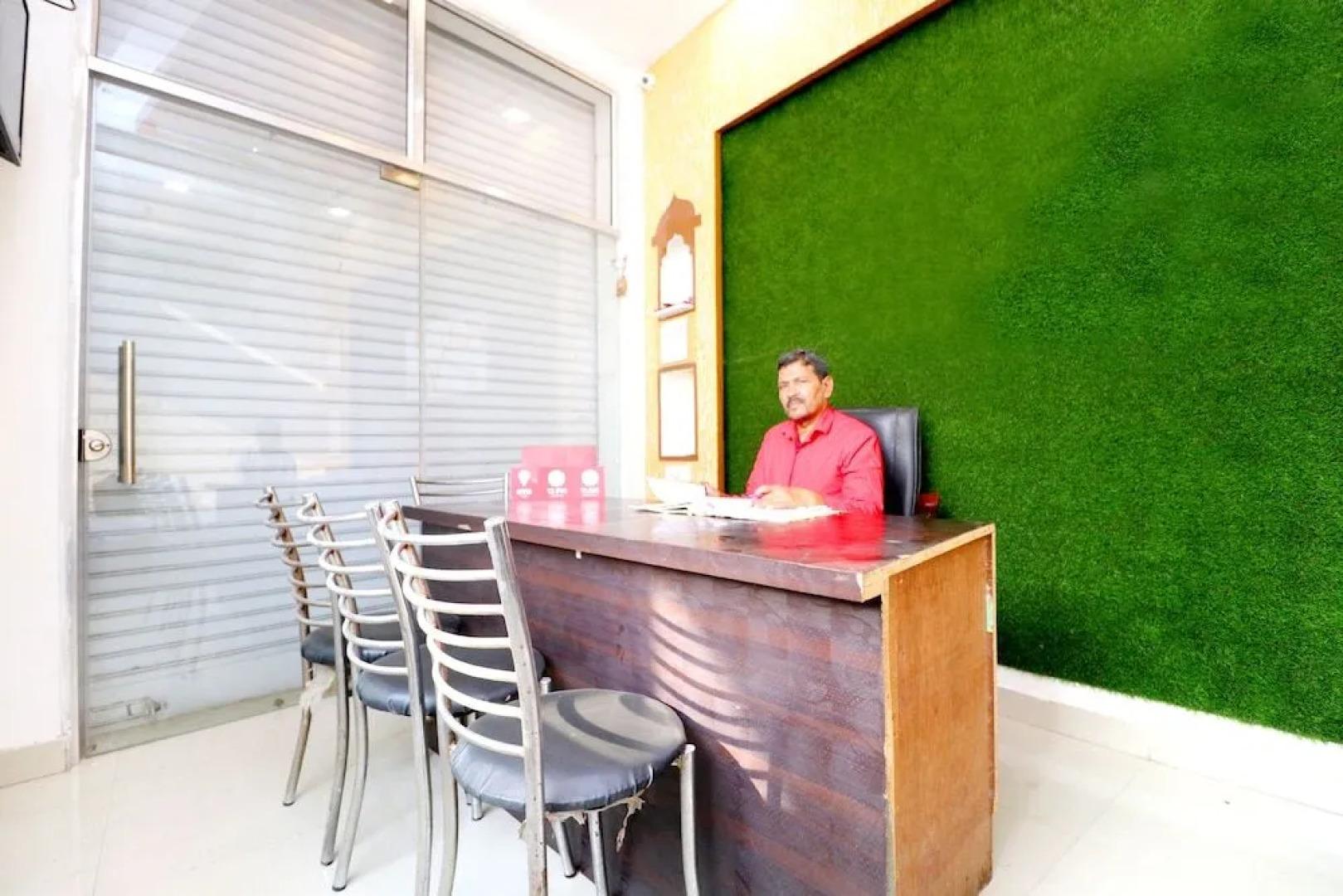 Hotel Pushp Vatika by OYO Rooms