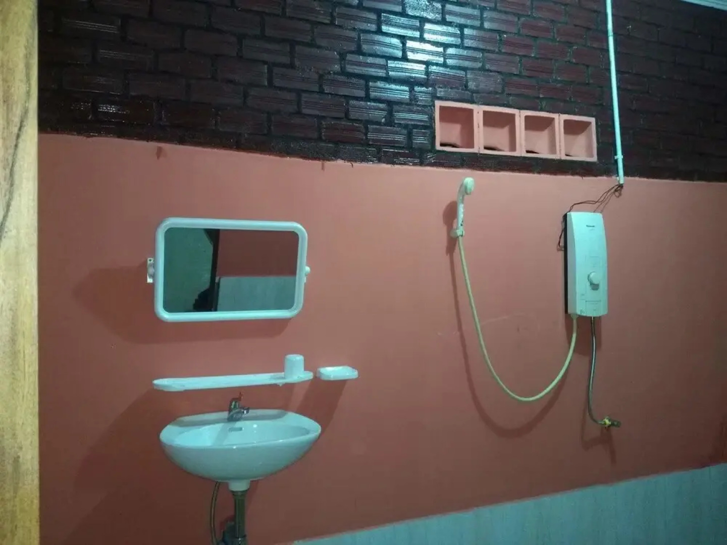 Family House Homestay