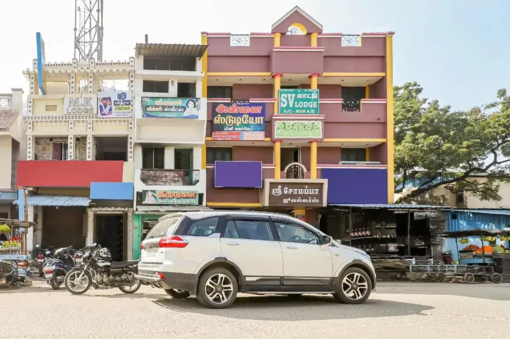 Mk Lodge by OYO Rooms