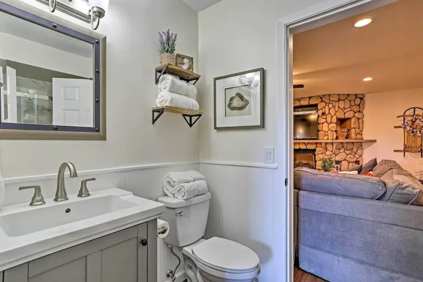 Vernon Condo w/ Deck, Near Appalachian Trail!