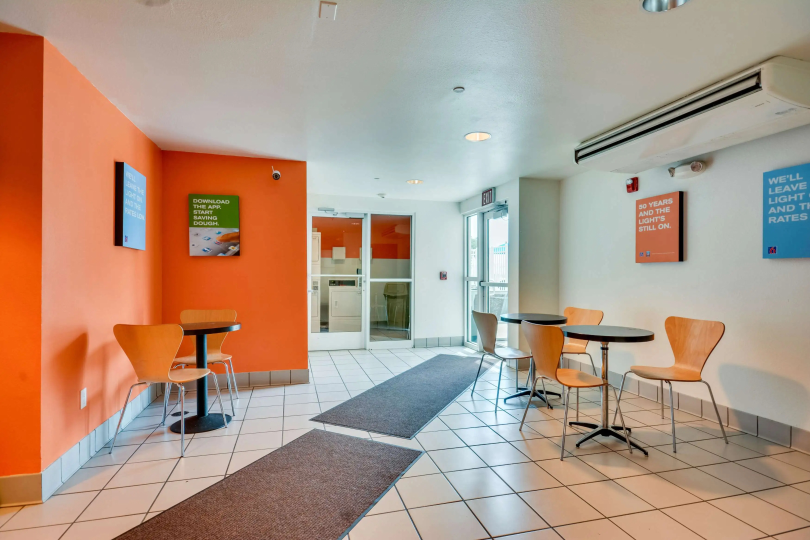 Motel 6 Biloxi, MS - Beach