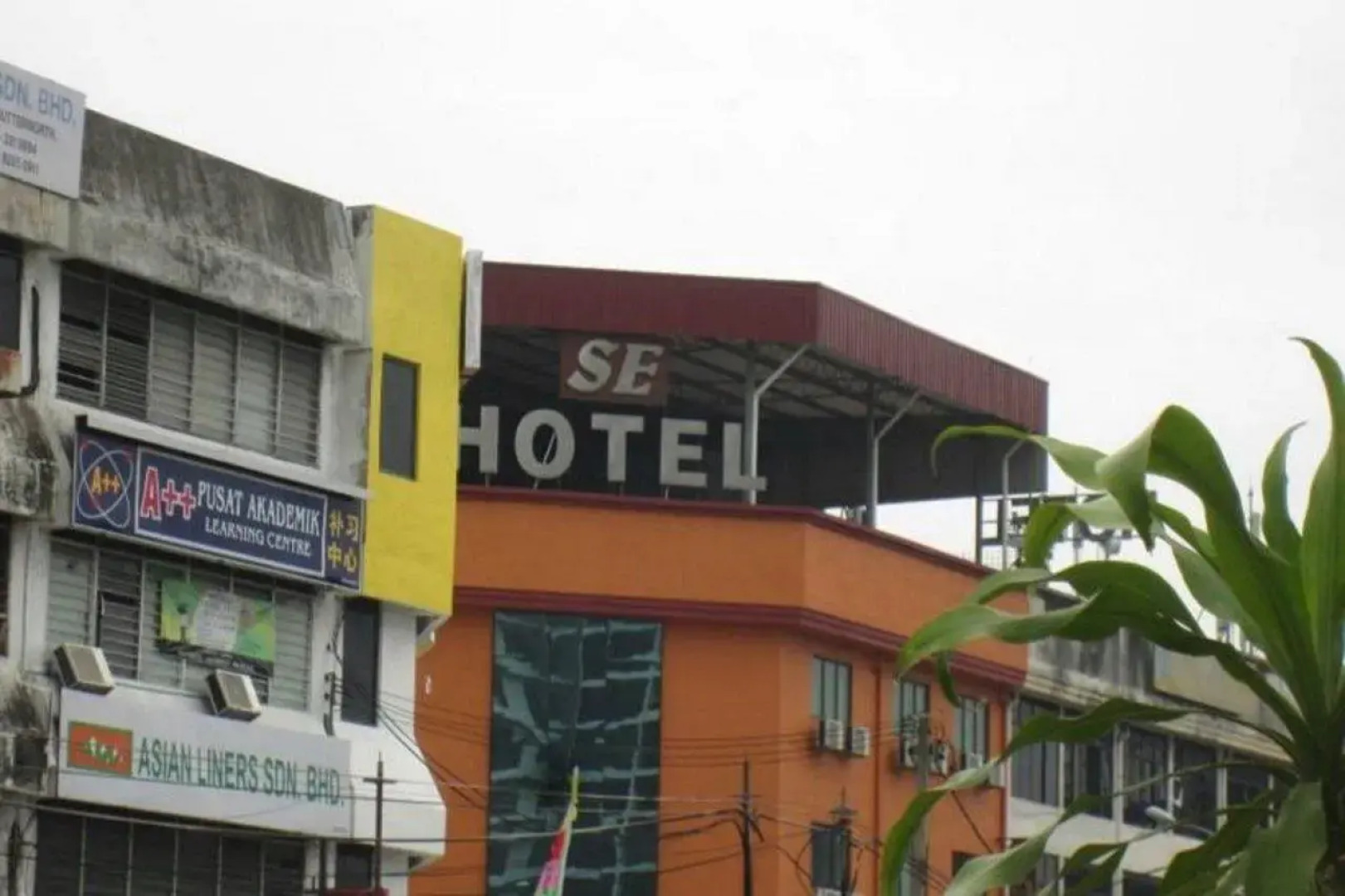 SE Hotel 2