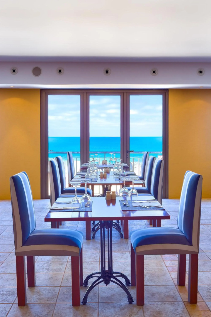 Отель Torre Praia Hotel