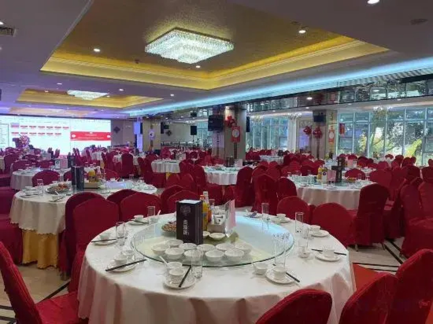 Riverside Lidu Hotel