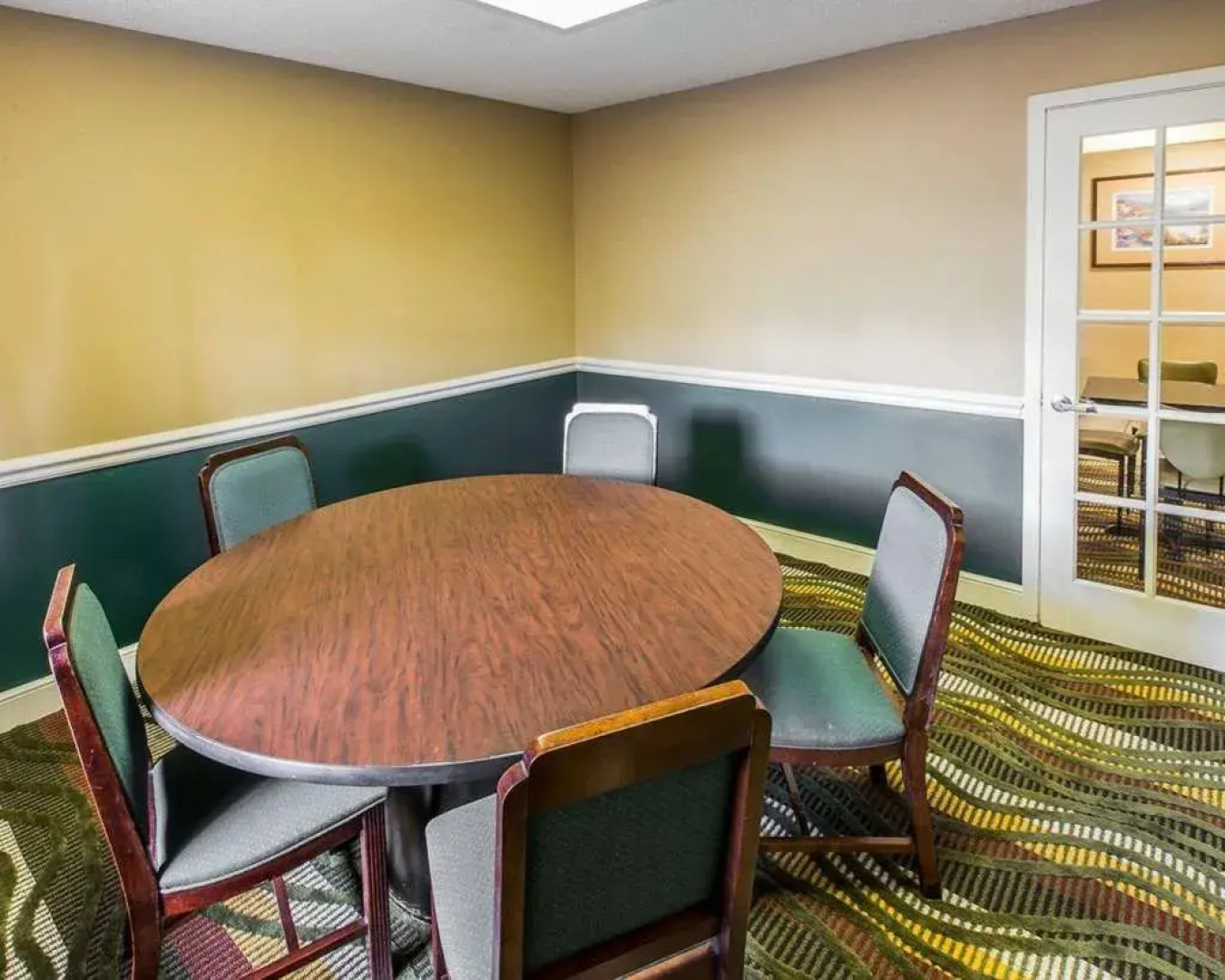 SureStay Hotel by Best Western Brunswick