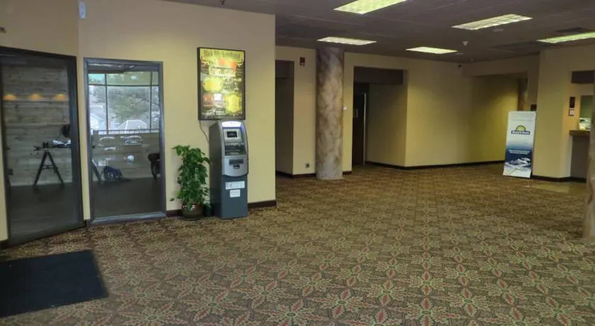 Days Inn Lead