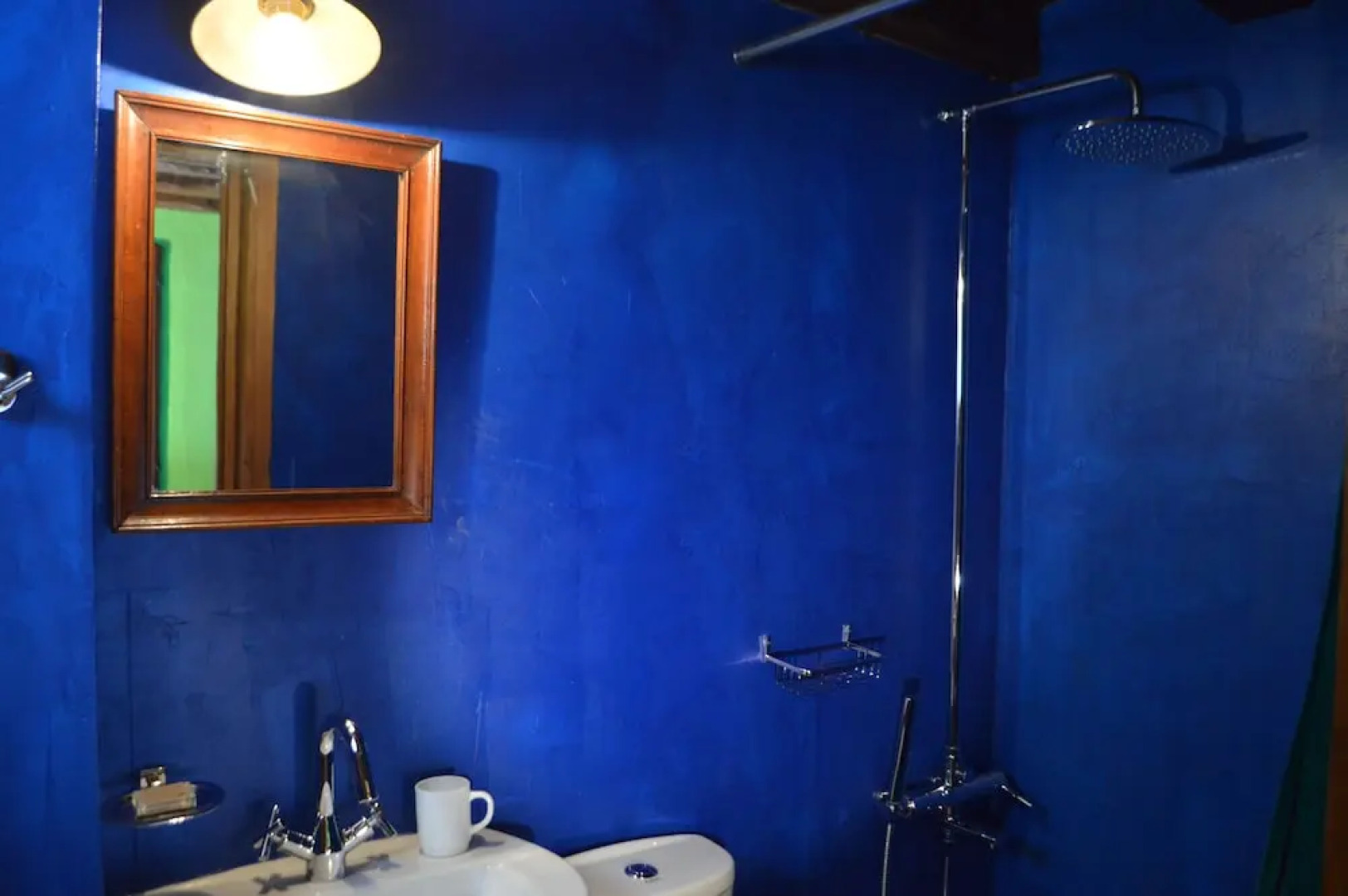 Anemi country cottage inn