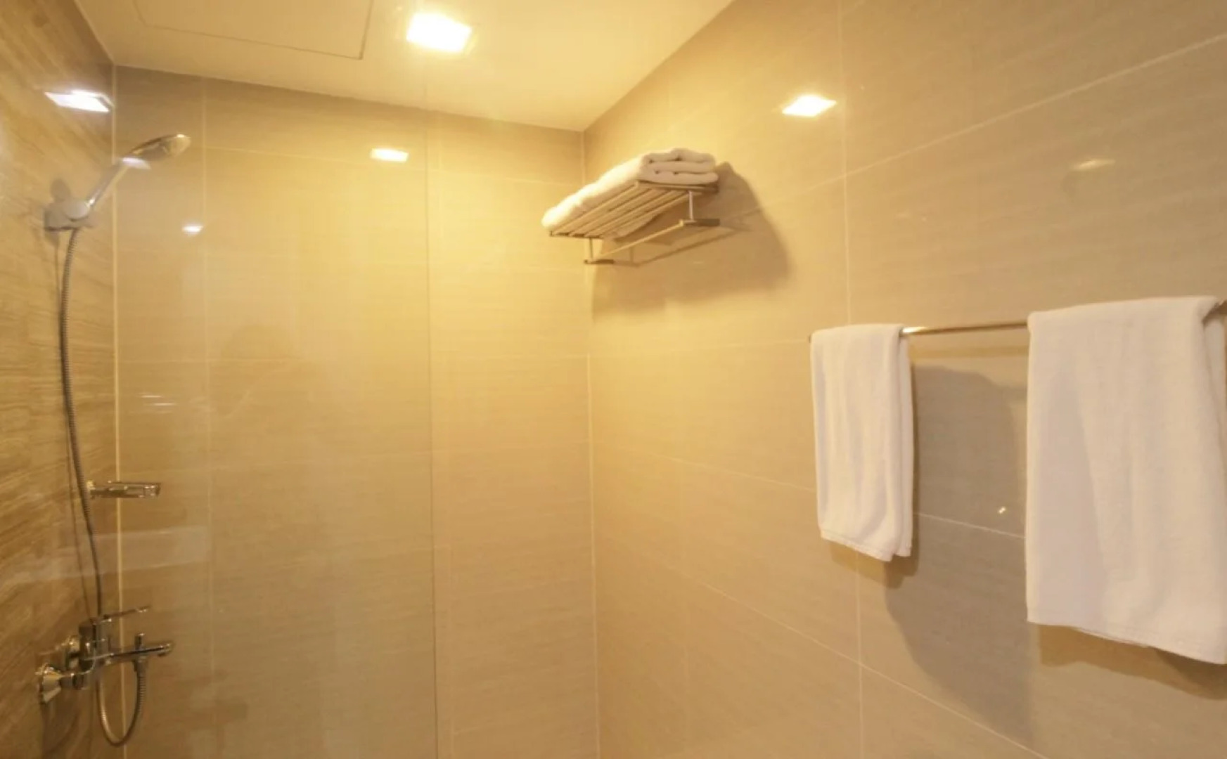 MaxStays Max Style at The Venice Residences