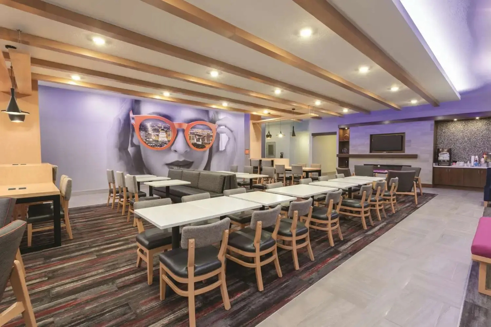 La Quinta Inn & Suites by Wyndham South Jordan