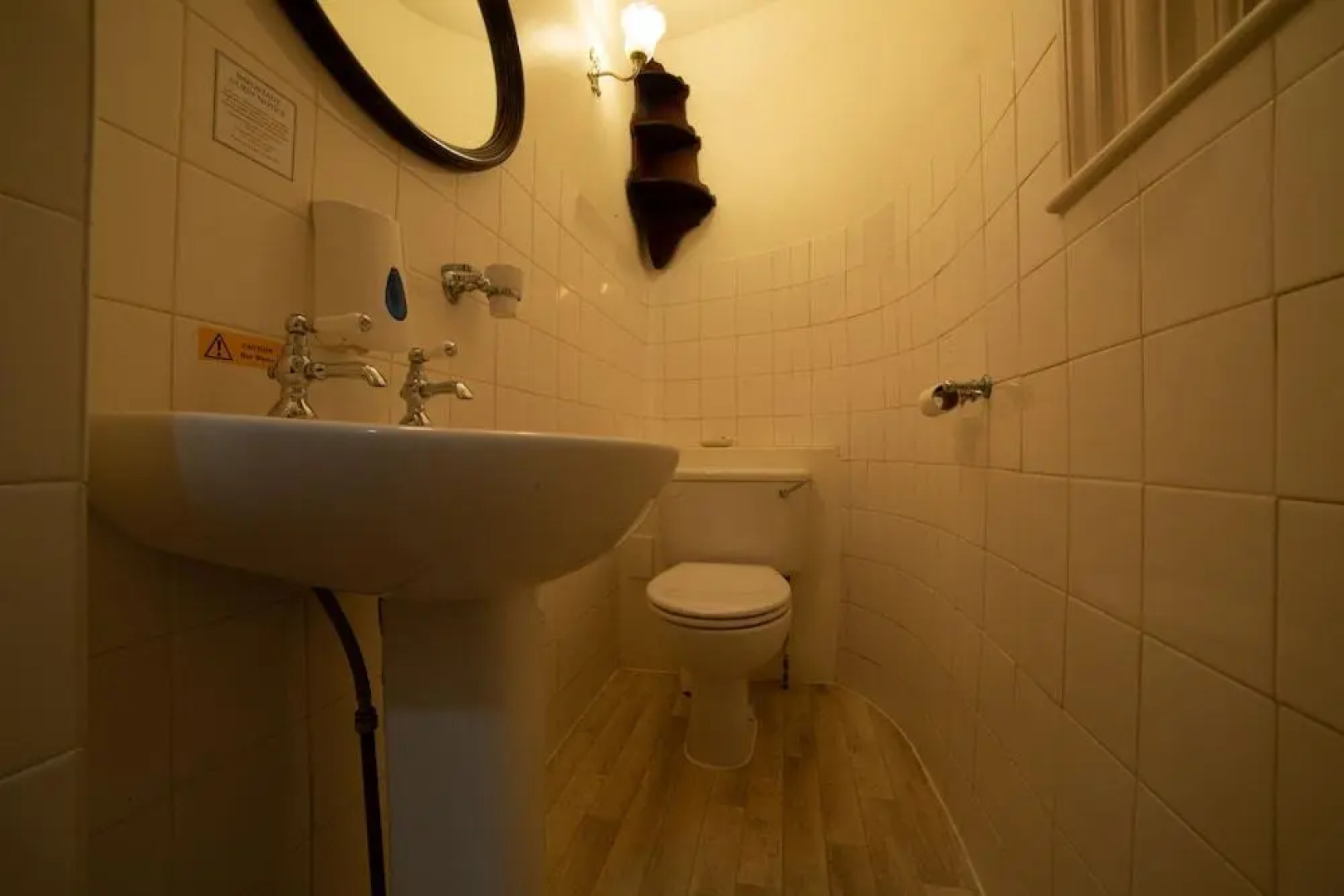 Fines Bayliwick Country House