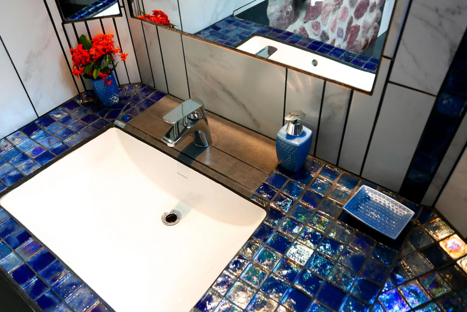 Omega Tours Adventure Company & Eco Jungle Lodge