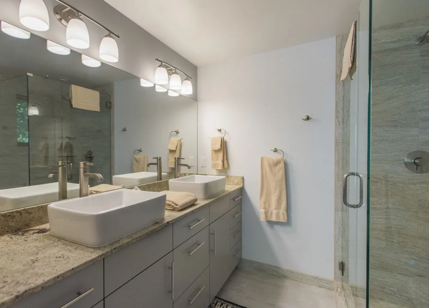 Pennay's at River Run