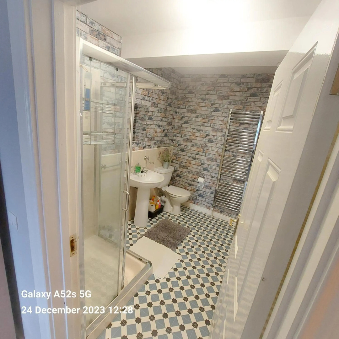 The Mews suitable for a couple