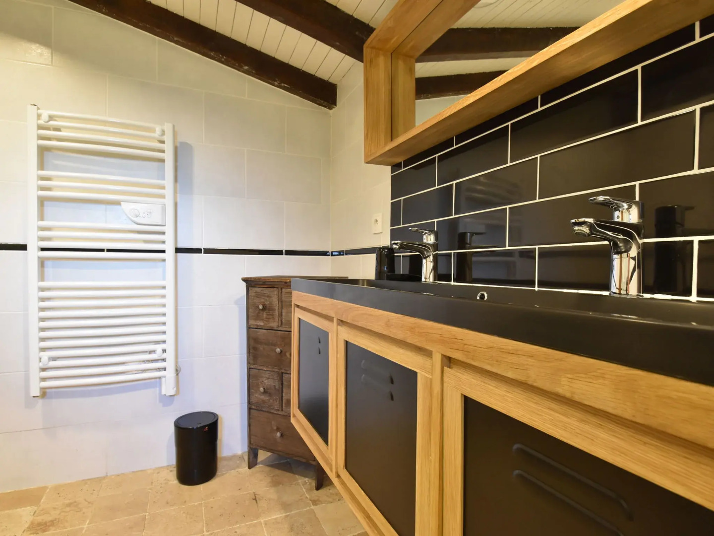 Lovely Périgord Holiday Home in Private Forest in Stunning Surroundings of Besse