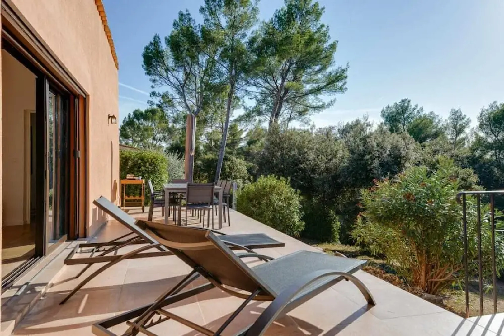 Cottage des Bois Murés Private House