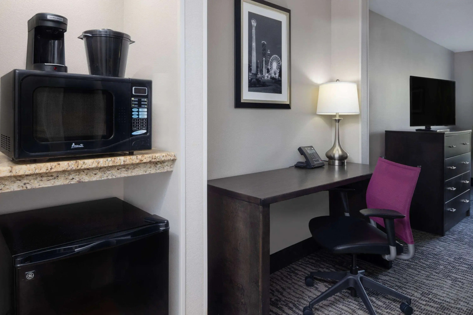 La Quinta Inn & Suites by Wyndham Kennesaw