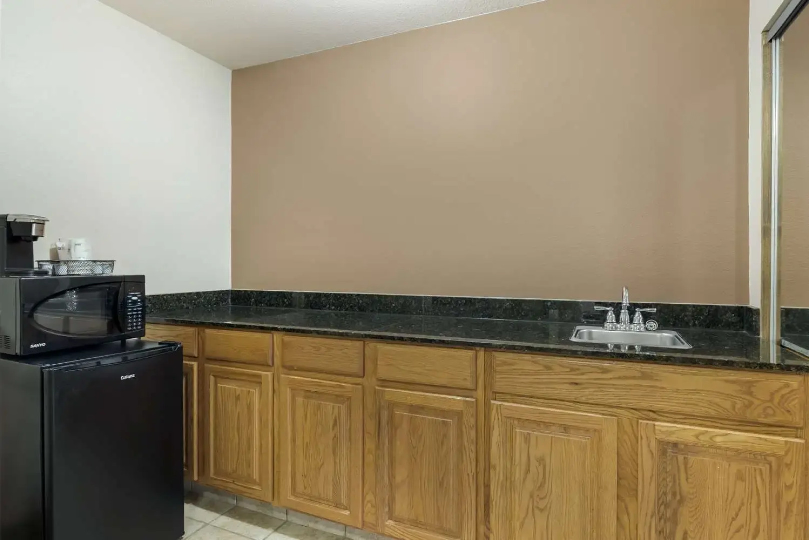 Best Western Plus Country Inn & Suites