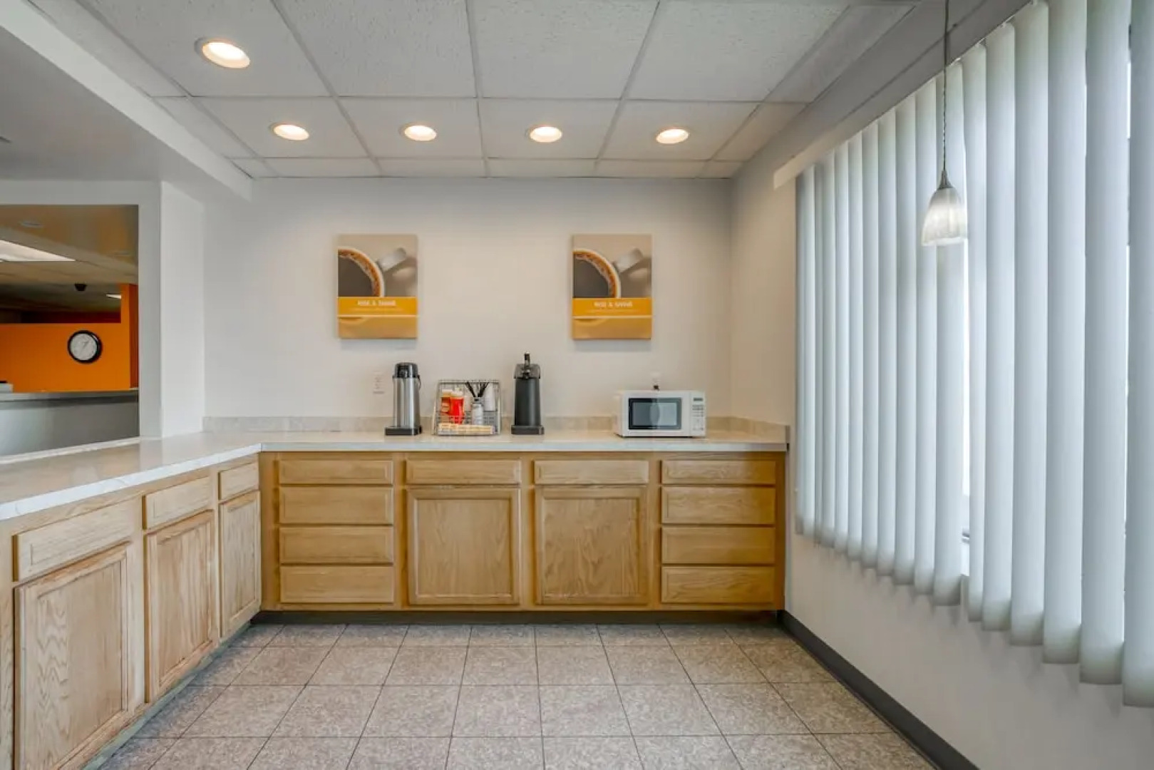 Super 8 - North Lima OH