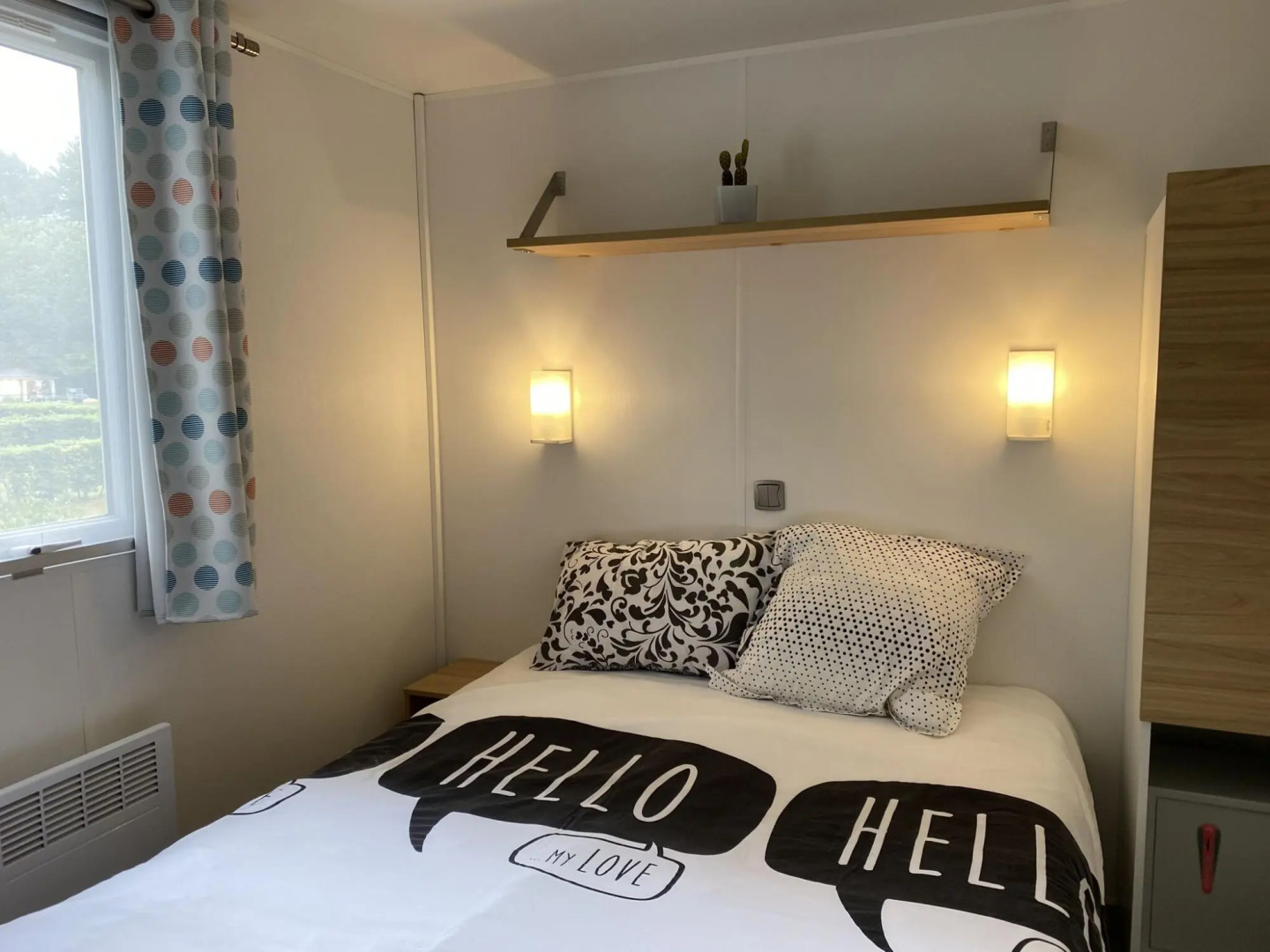 Neat Chalet With Microwave, Near Antwerp