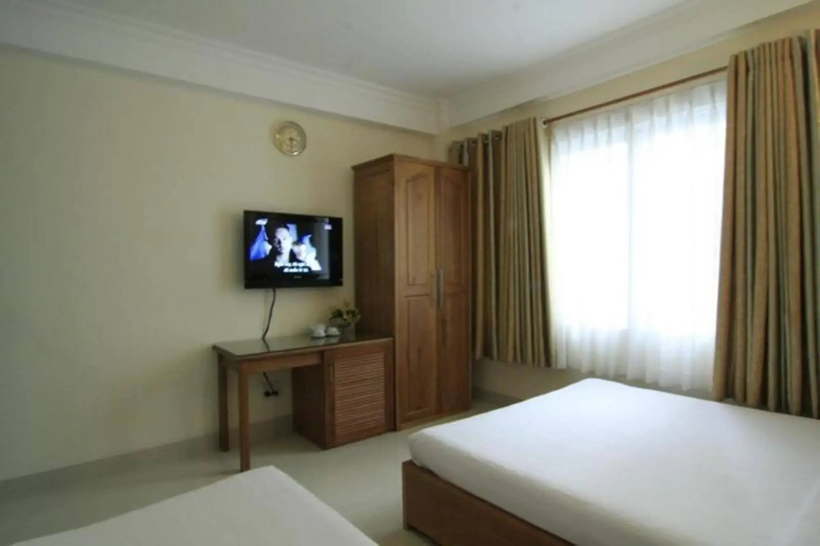 Phan Anh Hotel - Bui Vien Walking Street