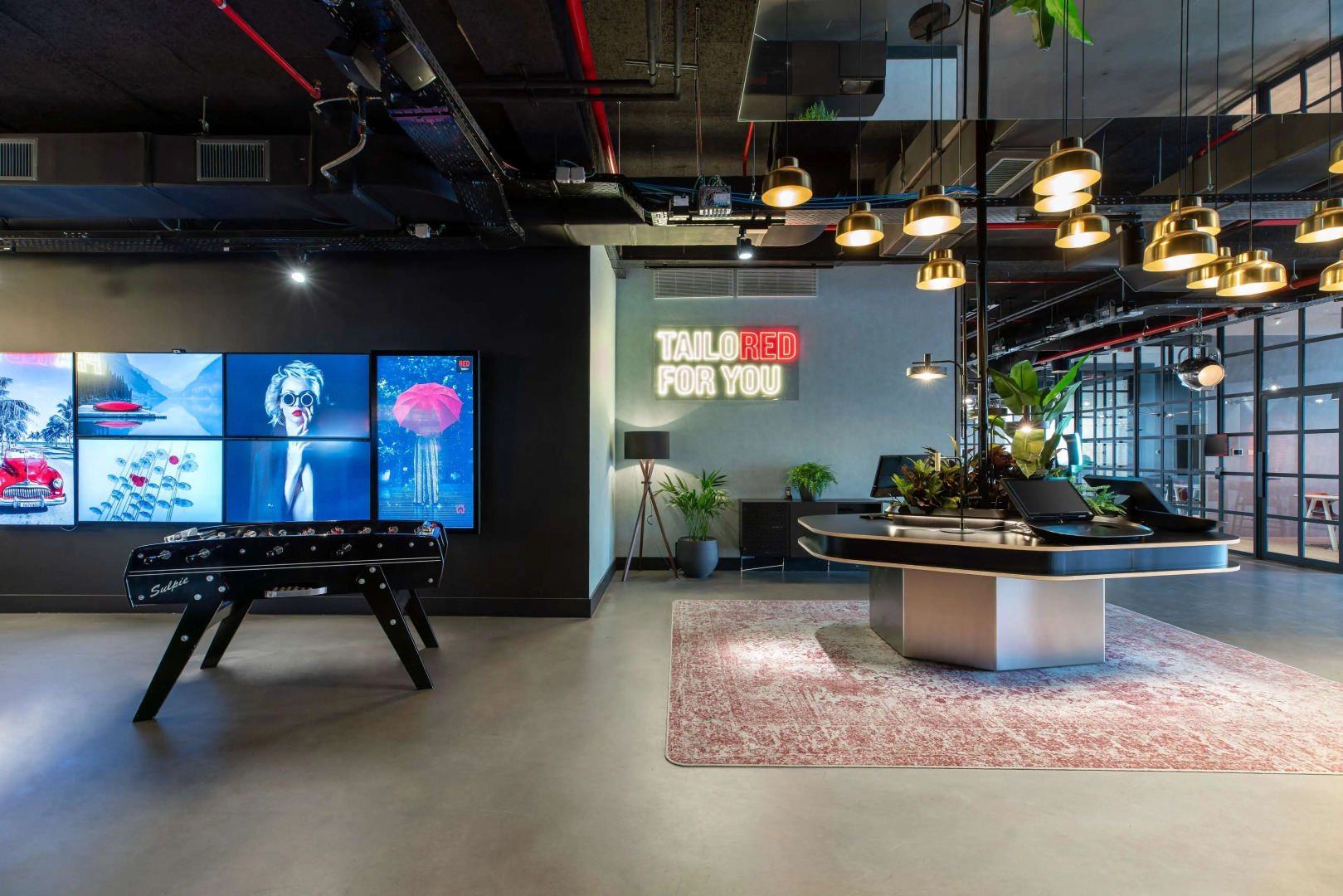 Radisson RED Brussels