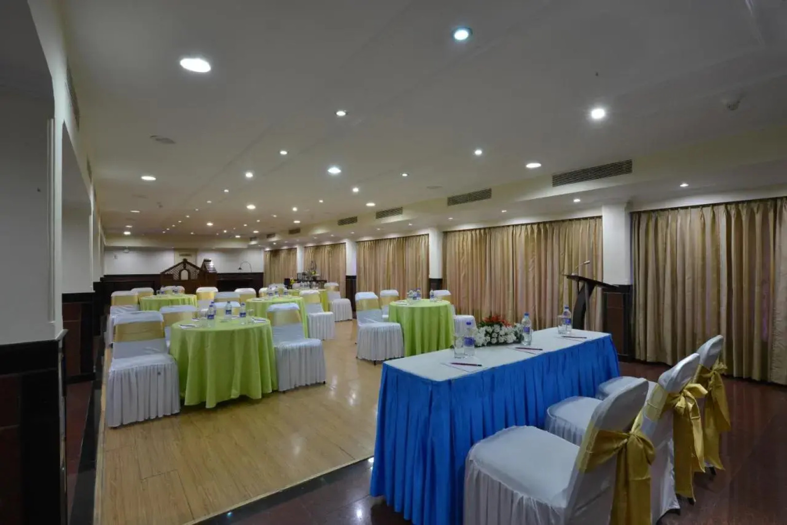 SRM Hotel Maraimalai Nagar