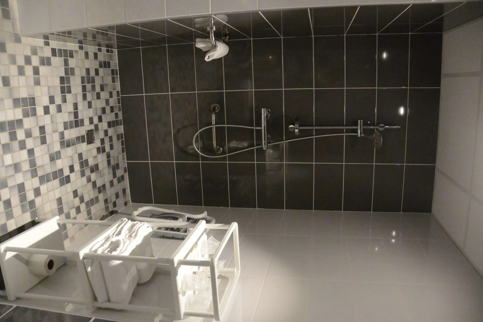 KYRIAD DIRECT Tours Sud - Chambray Lès Tours