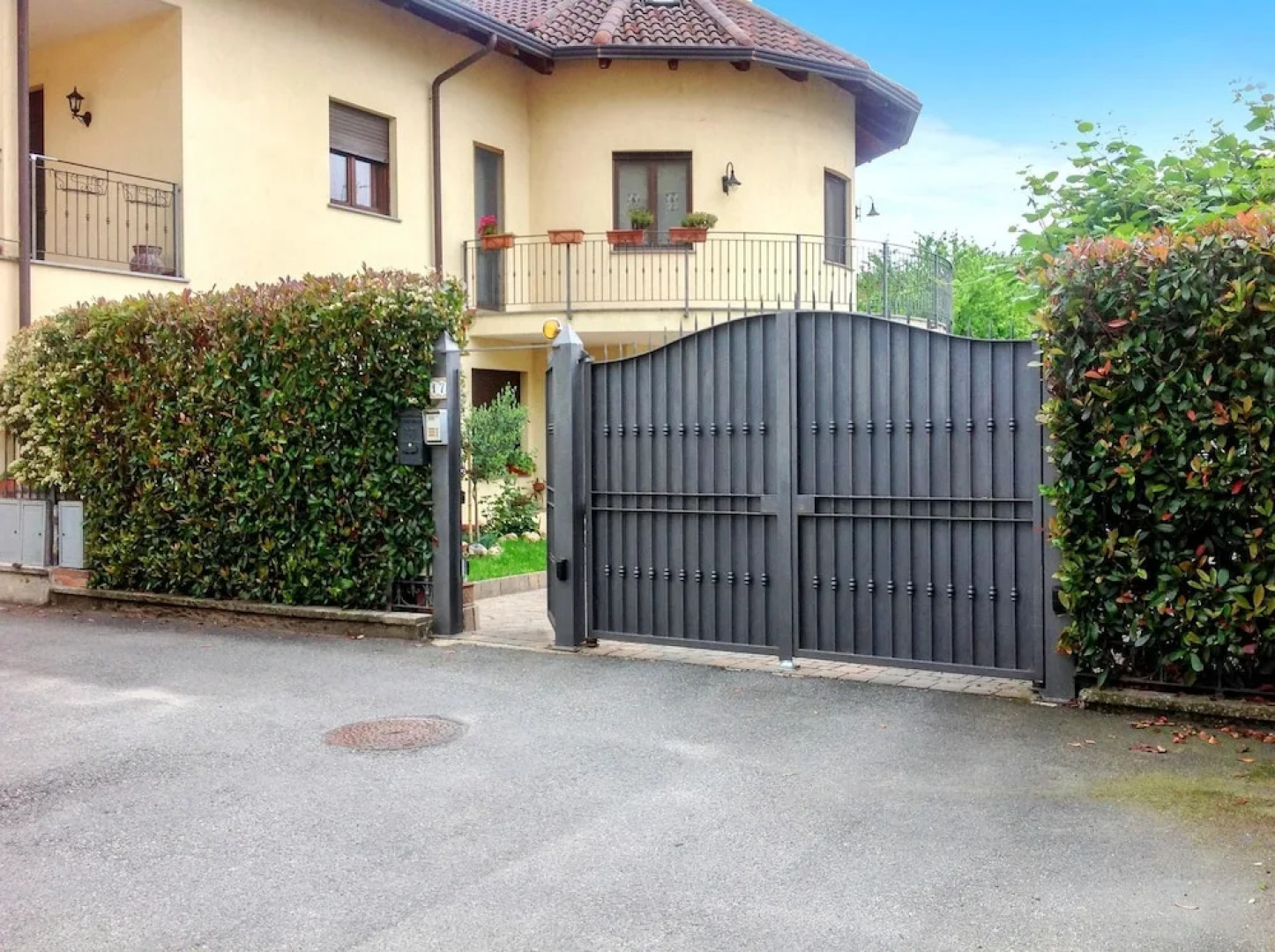 Apartment With 2 Bedrooms in Nichelino, With Wonderful Mountain View,