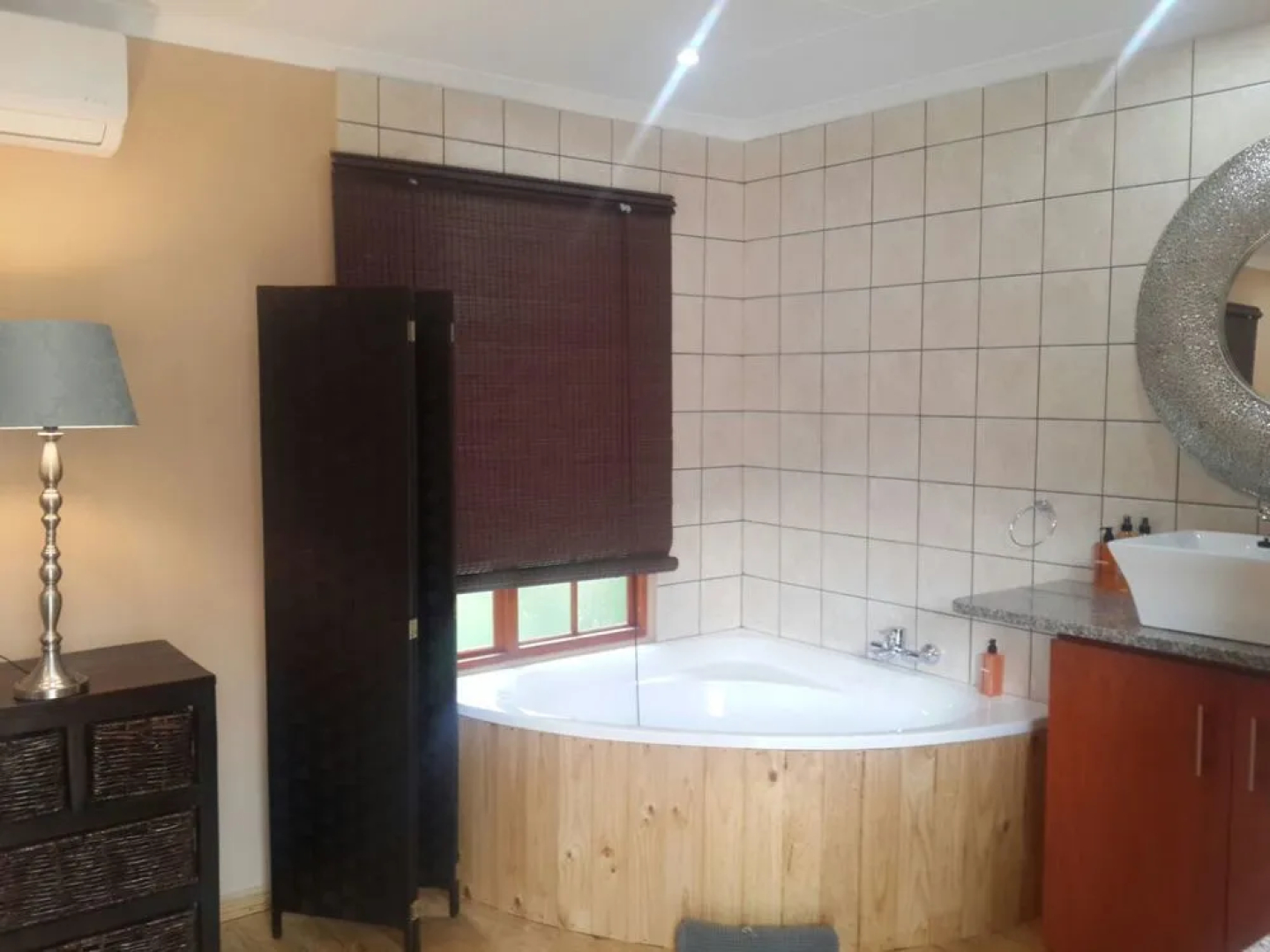 Old Mill Country Lodge & Restaurant