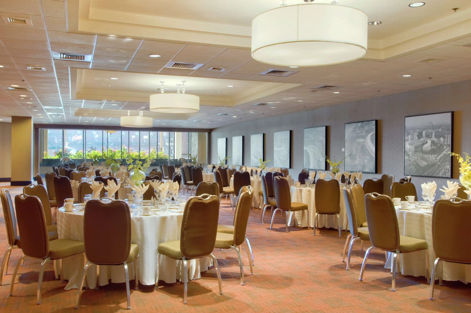 Hilton St. Louis at the Ballpark