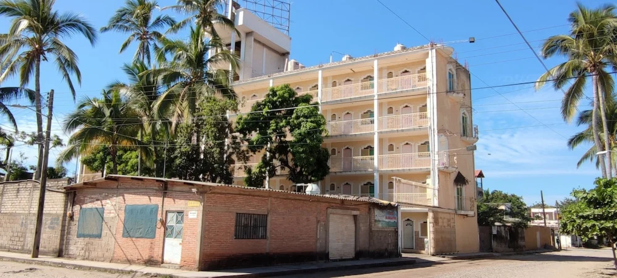 Hotel Las Cúpulas