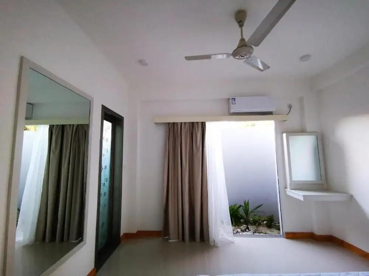 Отель Xen Midu Hotel Addu City Maldives	