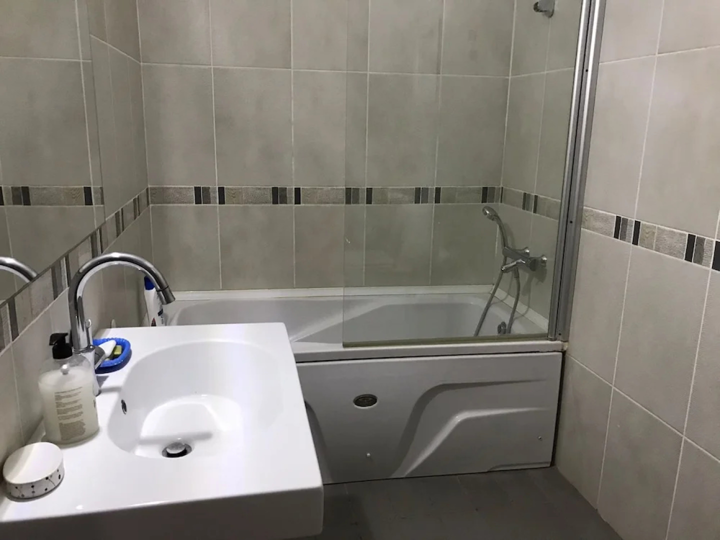 Remarkable 2-bed Apartment in a Great Area Nicosia