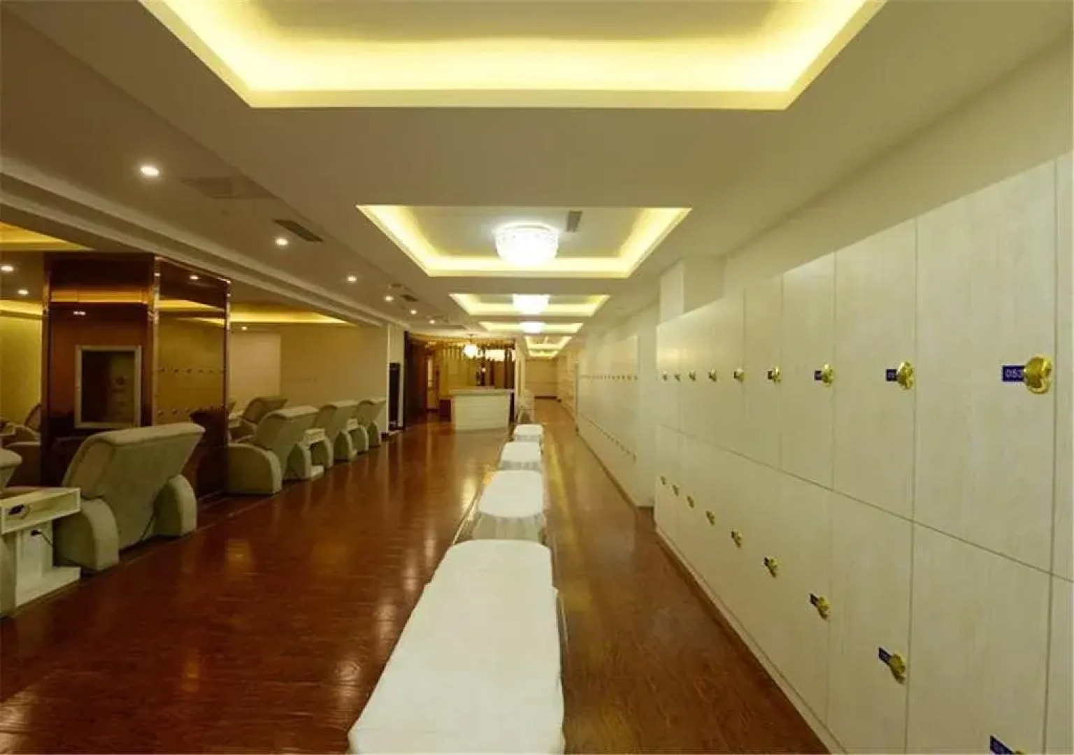 Taiyuan Xindongfang Hotel