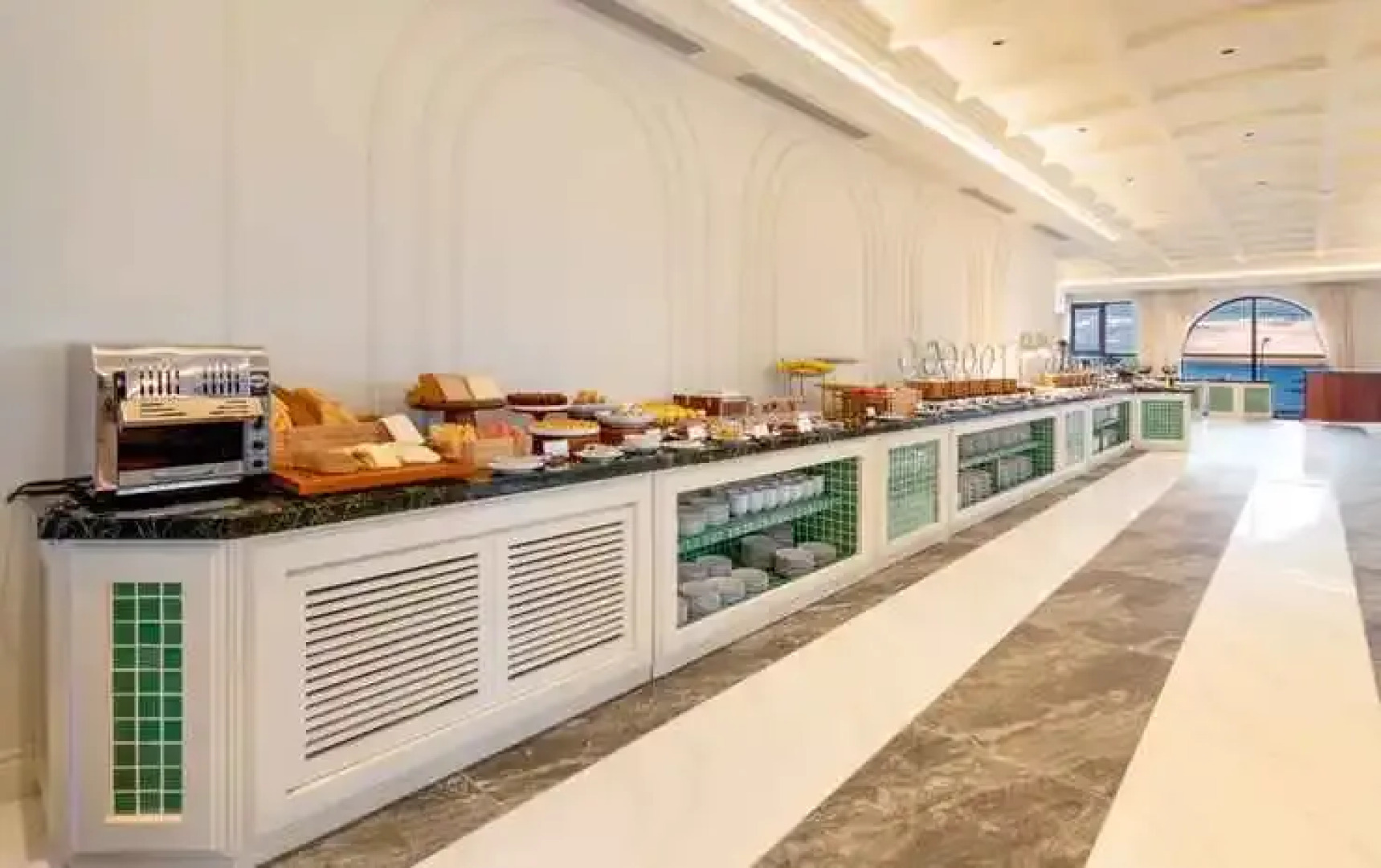 Edensee Kega Beach Resort