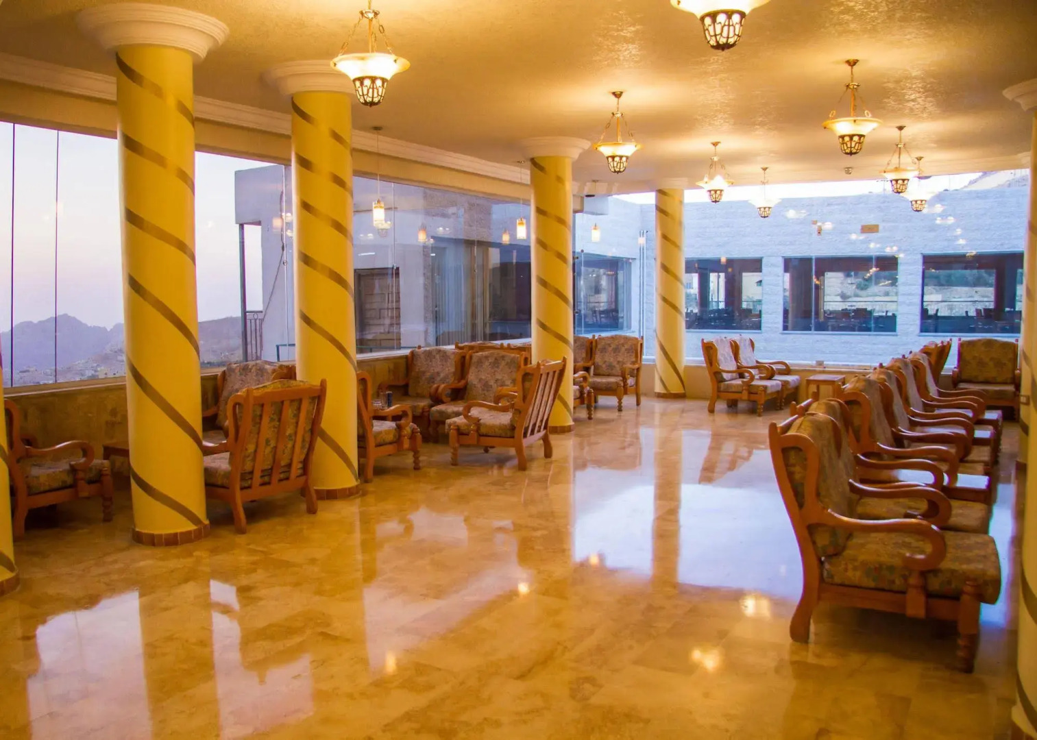 Al Anbat Hotel & Restaurant