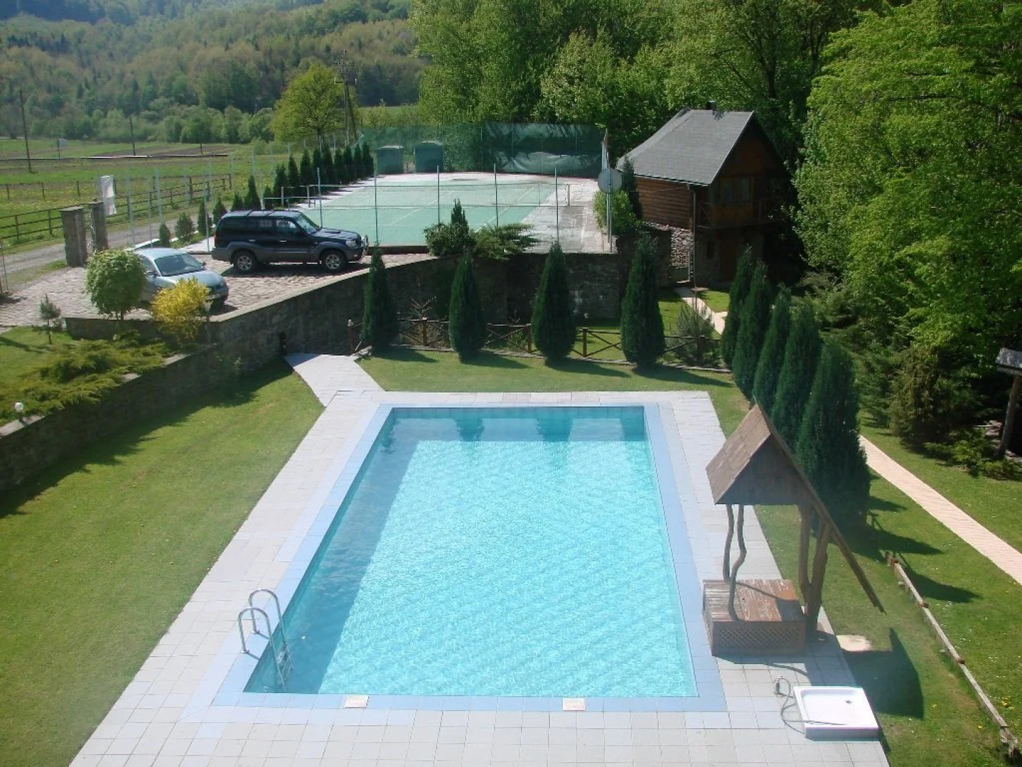 Club Visson Hotel & Restaurant Complex