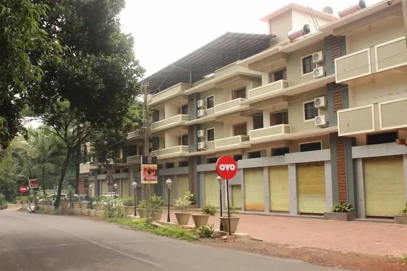 OYO 5899 Spacious 1 BHK North Goa Road