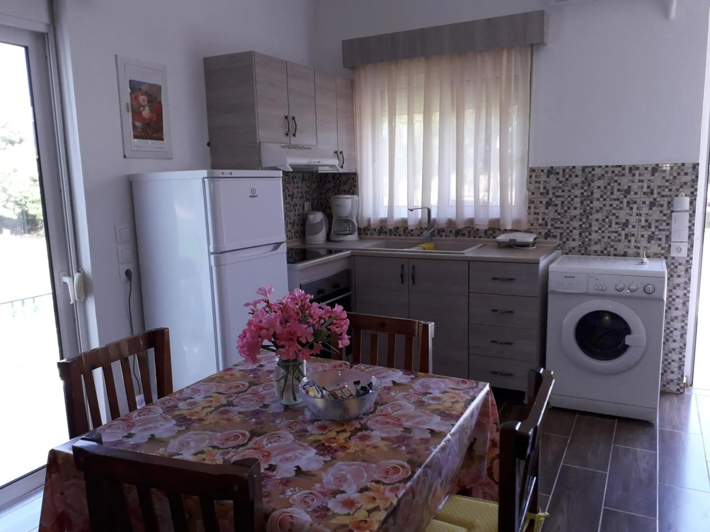 Petasos Apartments