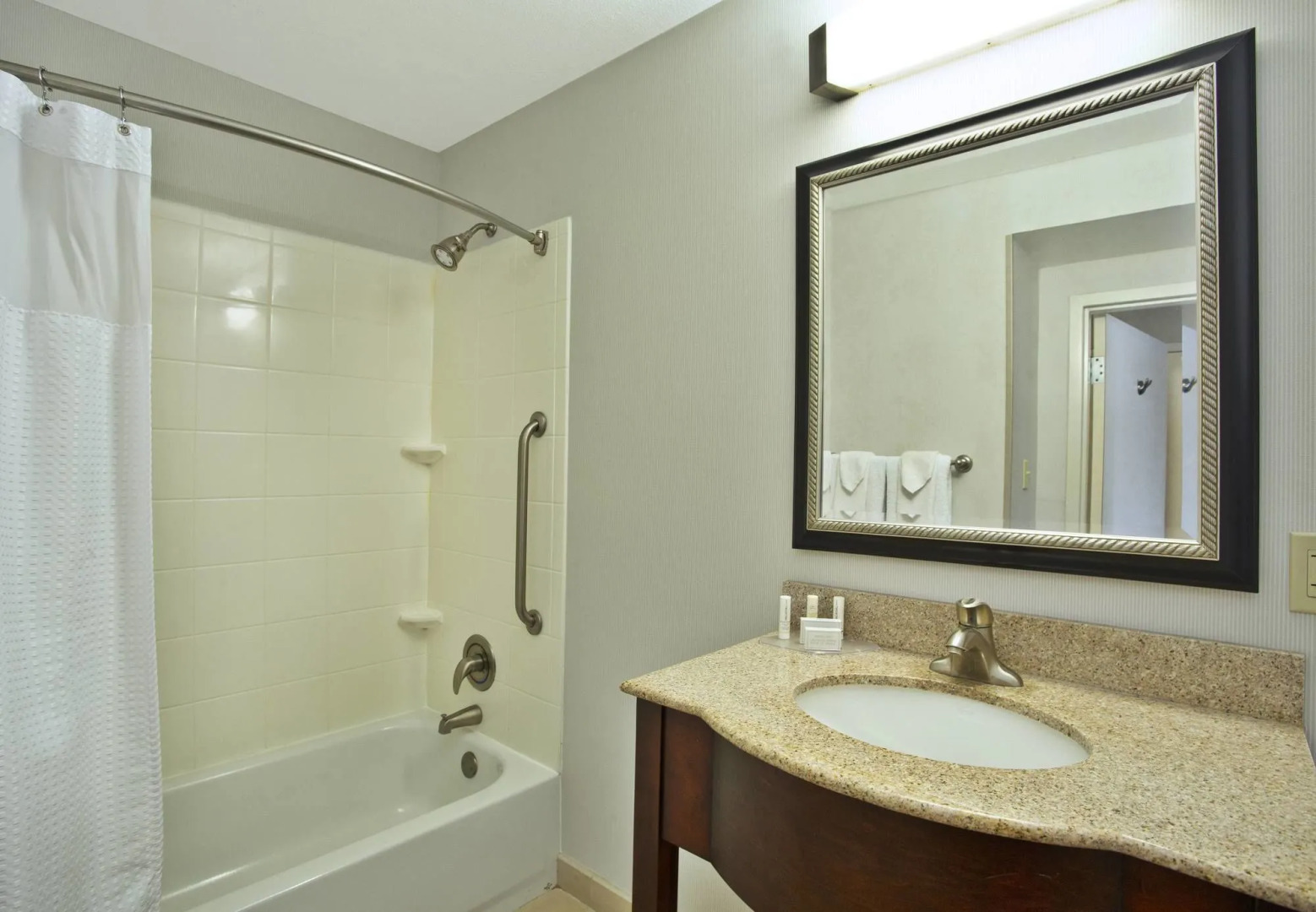 Courtyard by Marriott Gulfport Beachfront