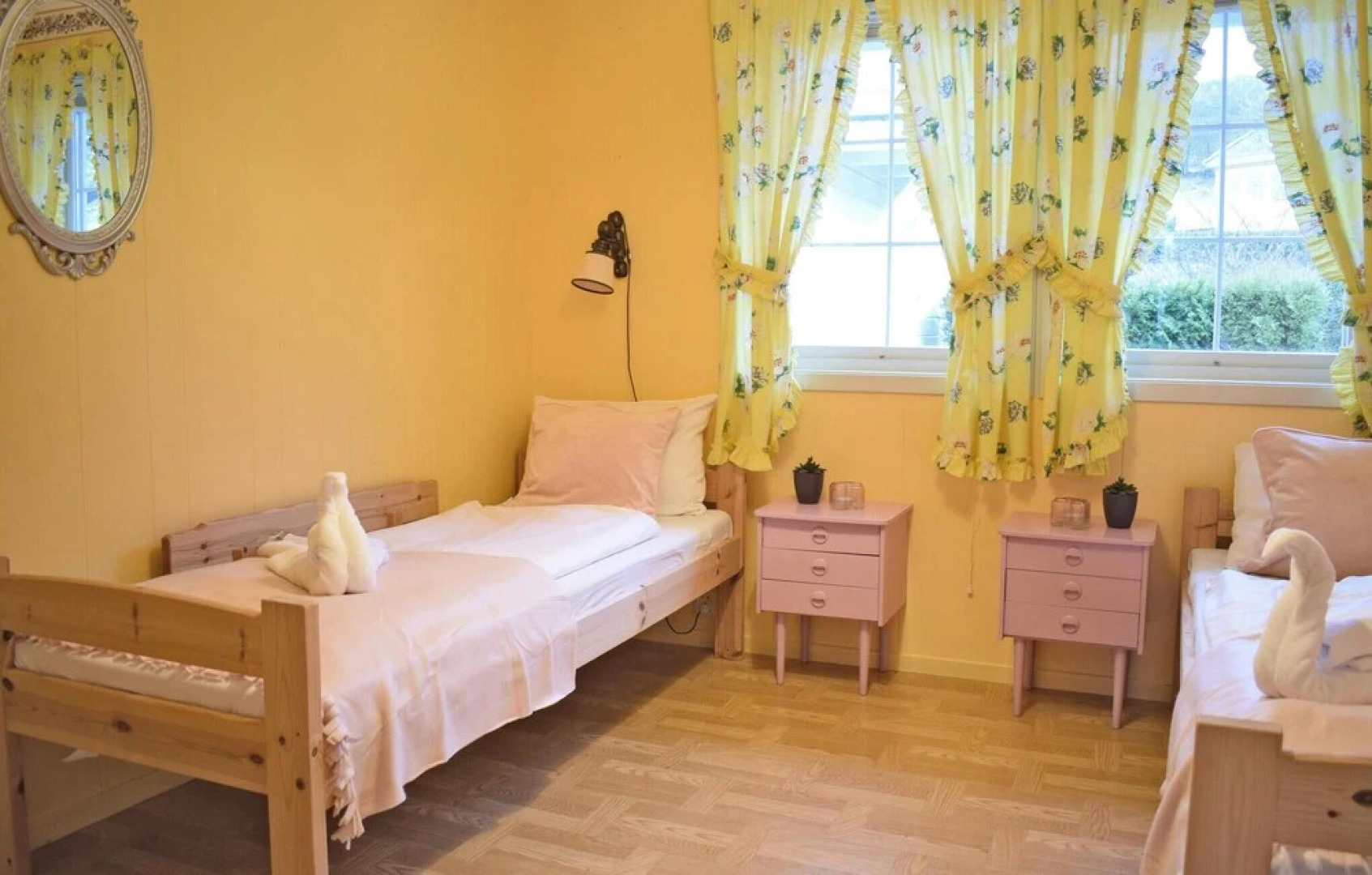 Beautiful Home in Bjoa With 4 Bedrooms and Wifi