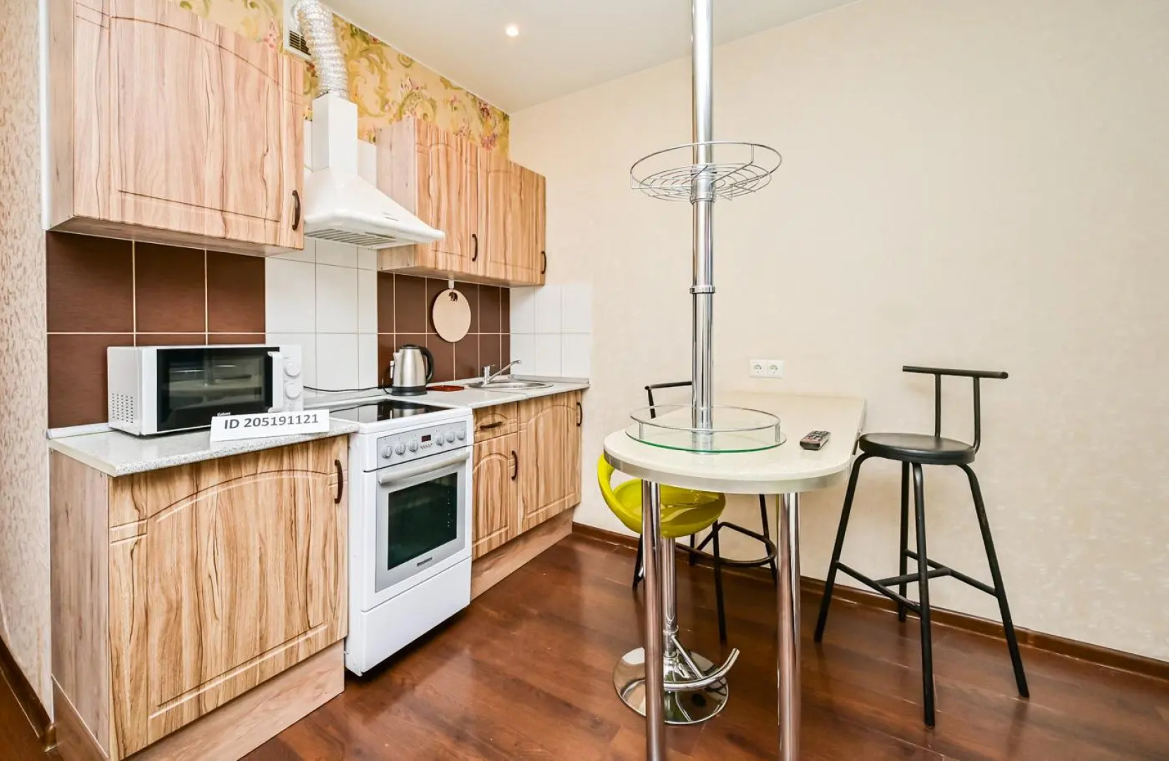 Погостим на улице Дмитрия Михайлова 2