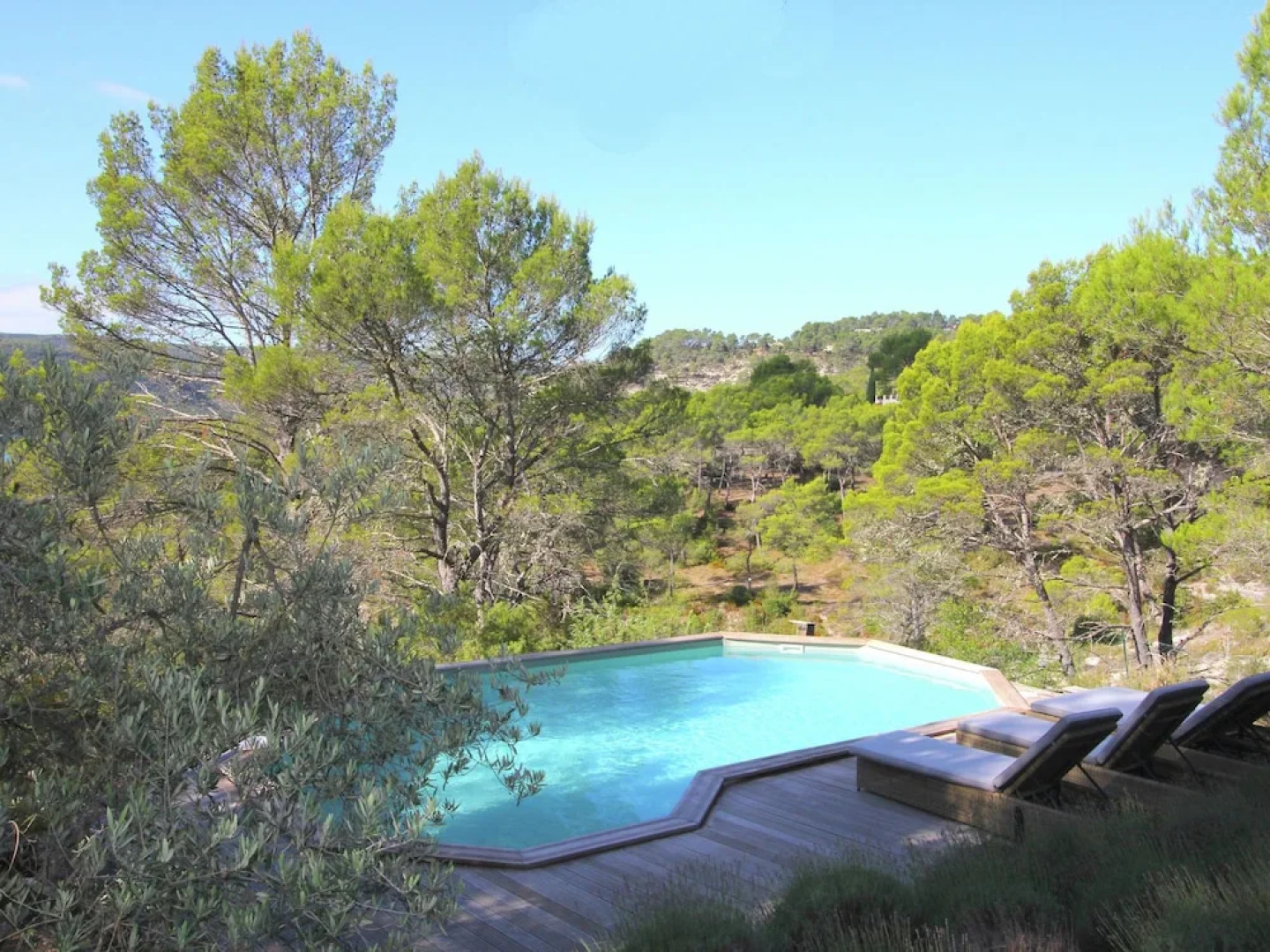 Child-friendly Holiday Home in Esparron-de-verdon