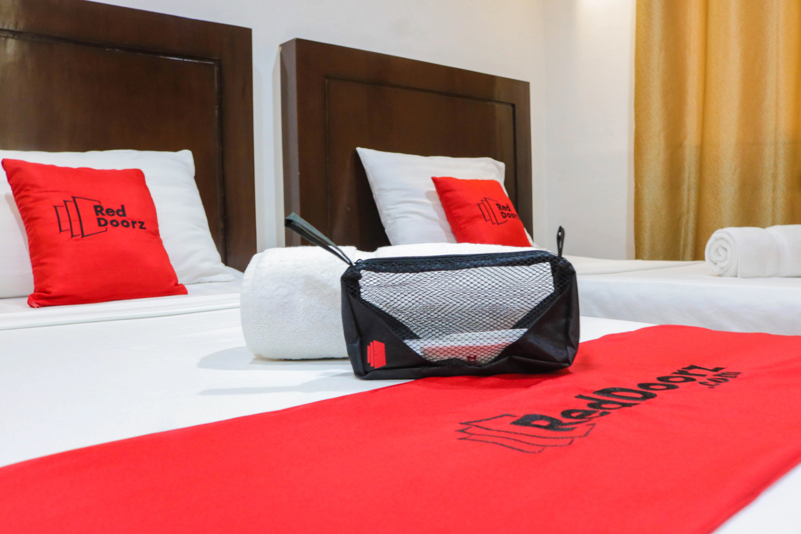 RedDoorz @ Junquera Extension Cebu