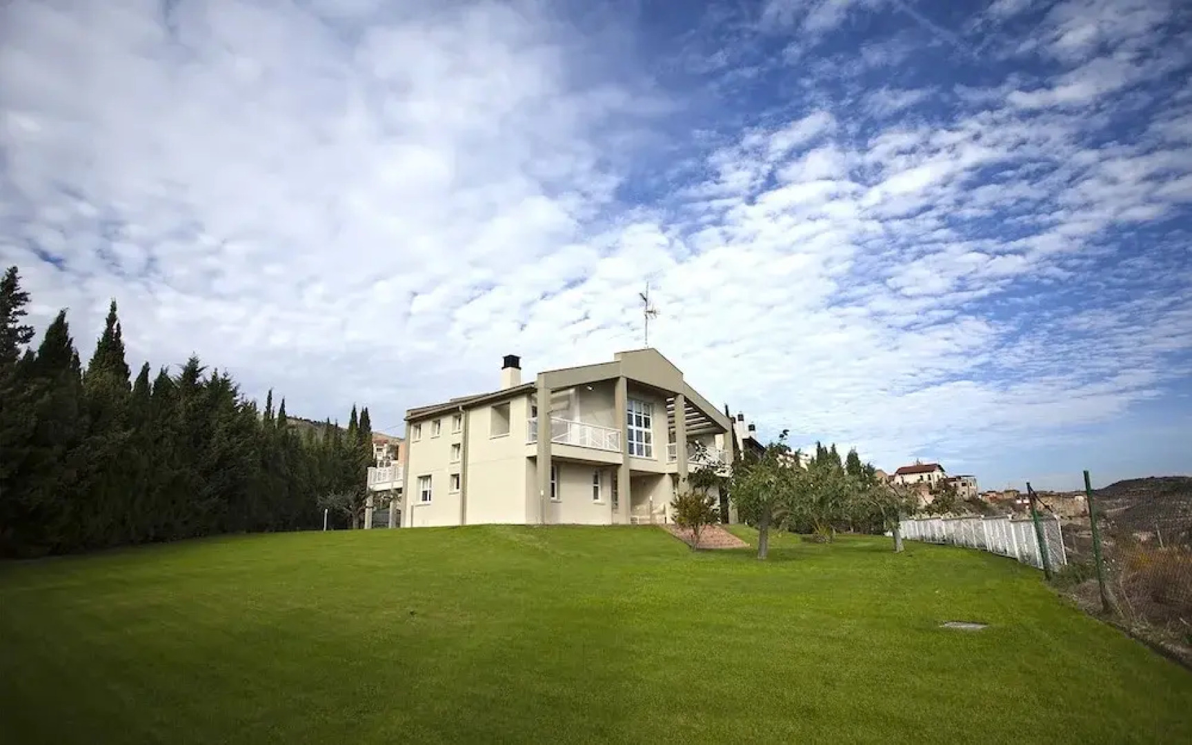 Ikustieder Vista Hermosa Country House